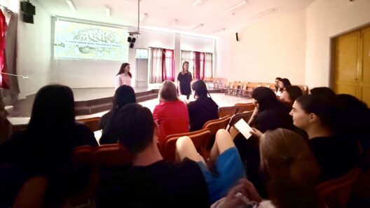 Το «Φροντίζω» στο Γυμνάσιο Σαραβαλίου με την δράση «Bringing together children and people with dementia»