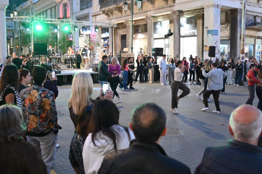 Η Παγκόσμια Ημέρα Χορού με τον φακό του Δήμου Πατρέων ΦΩΤΟ 37 Η Παγκόσμια Ημέρα Χορού με τον φακό του Δήμου Πατρέων ΦΩΤΟ