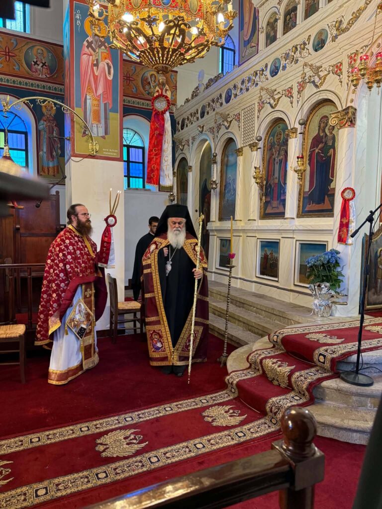 Αρχιερατική Θεία Λειτουργία στον Αγιο Νικόλαο Πετσάκων με προεχείρηση ιερέα ΦΩΤΟ 34 Αρχιερατική Θεία Λειτουργία στον Αγιο Νικόλαο Πετσάκων με προεχείρηση ιερέα ΦΩΤΟ