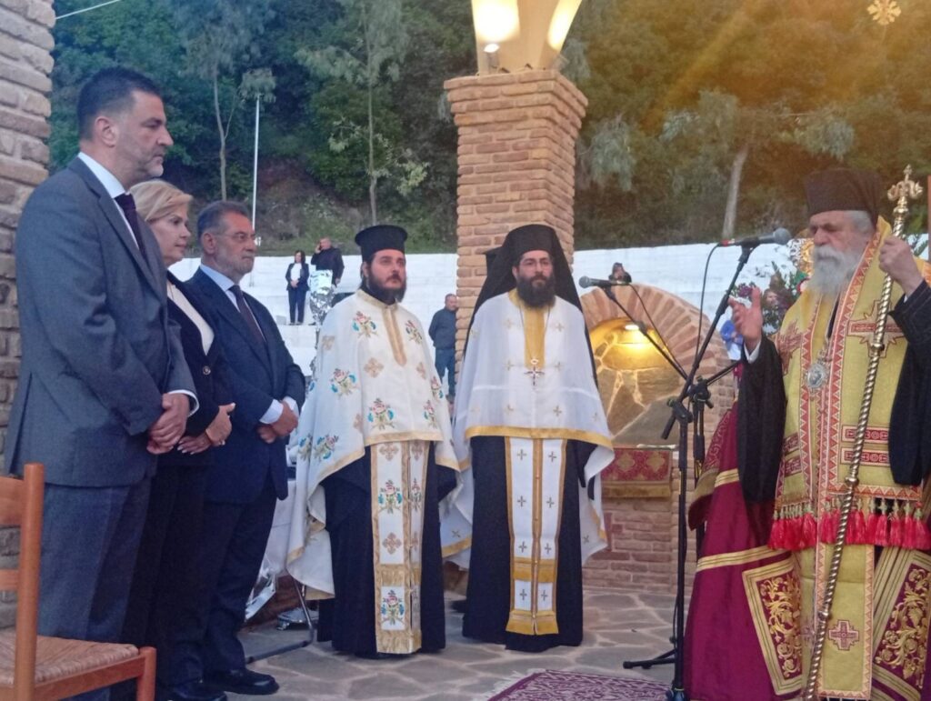 Σπάτα Αχαΐας: Εορτάζει, σήμερα, ο Άγιος Νικόλαος - Πεζοπορία χιλιομέτρων για χιλιάδες πιστούς ΦΩΤΟ 31 Σπάτα Αχαΐας: Εορτάζει, σήμερα, ο Άγιος Νικόλαος - Πεζοπορία χιλιομέτρων για χιλιάδες πιστούς ΦΩΤΟ
