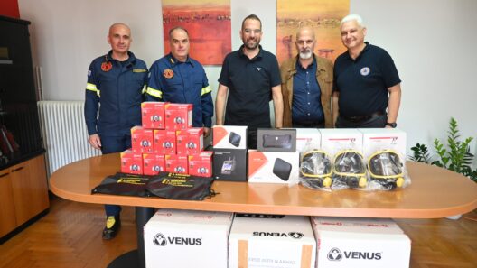 Πάτρα: Η Περιφέρεια ενίσχυσε με εξοπλισμό την Πυροσβεστική Αχαΐας ΦΩΤΟ 36 Πάτρα: Η Περιφέρεια ενίσχυσε με εξοπλισμό την Πυροσβεστική Αχαΐας ΦΩΤΟ