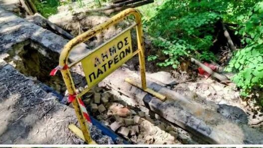 Πάτρα: Ο δήμος λύνει σοβαρά προβλήματα...με ταμπέλες ΦΩΤΟ 39 Πάτρα: Ο δήμος λύνει σοβαρά προβλήματα...με ταμπέλες ΦΩΤΟ