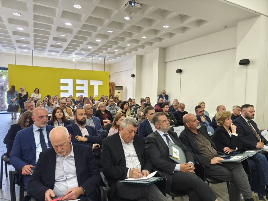 Πάτρα: Ο ΕΦΚΑ με αναποτελεσματικό νέο πληροφοριακό σύστημα ΦΩΤΟ