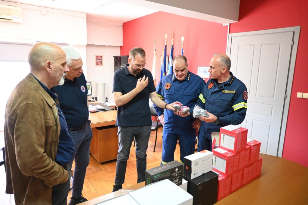 Πάτρα: Η Περιφέρεια ενίσχυσε με εξοπλισμό την Πυροσβεστική Αχαΐας ΦΩΤΟ 29 Πάτρα: Η Περιφέρεια ενίσχυσε με εξοπλισμό την Πυροσβεστική Αχαΐας ΦΩΤΟ