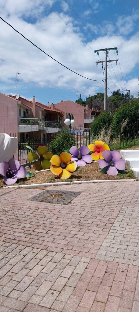 Η πιο όμορφη πλατεία στο Γηροκομειό Πατρών ΦΩΤΟ 31 Η πιο όμορφη πλατεία στο Γηροκομειό Πατρών ΦΩΤΟ