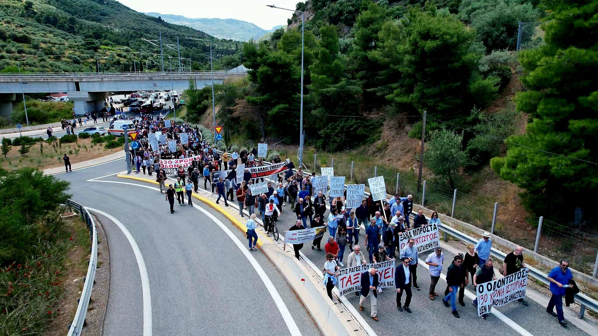 Αχαΐα: Το κλείσιμο του Κόμβου της Πούντας για το λουκέτο στον Οδοντωτό ΠΛΟΥΣΙΟ ΦΩΤΟΡΕΠΟΡΤΑΖ 21 Αχαΐα: Το κλείσιμο του Κόμβου της Πούντας για το λουκέτο στον Οδοντωτό ΠΛΟΥΣΙΟ ΦΩΤΟΡΕΠΟΡΤΑΖ