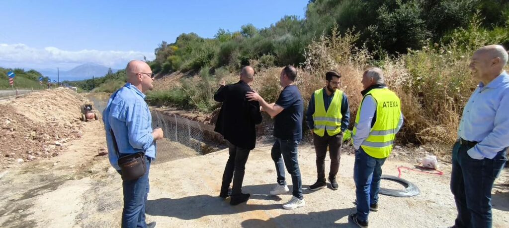 Καλλιθέα Πατρών: Τελειώνει η διαπλάτυνση του δρόμου...«γεφύρι της Άρτας» προς Χαλανδρίτσα ΦΩΤΟ 29 Καλλιθέα Πατρών: Τελειώνει η διαπλάτυνση του δρόμου...«γεφύρι της Άρτας» προς Χαλανδρίτσα ΦΩΤΟ