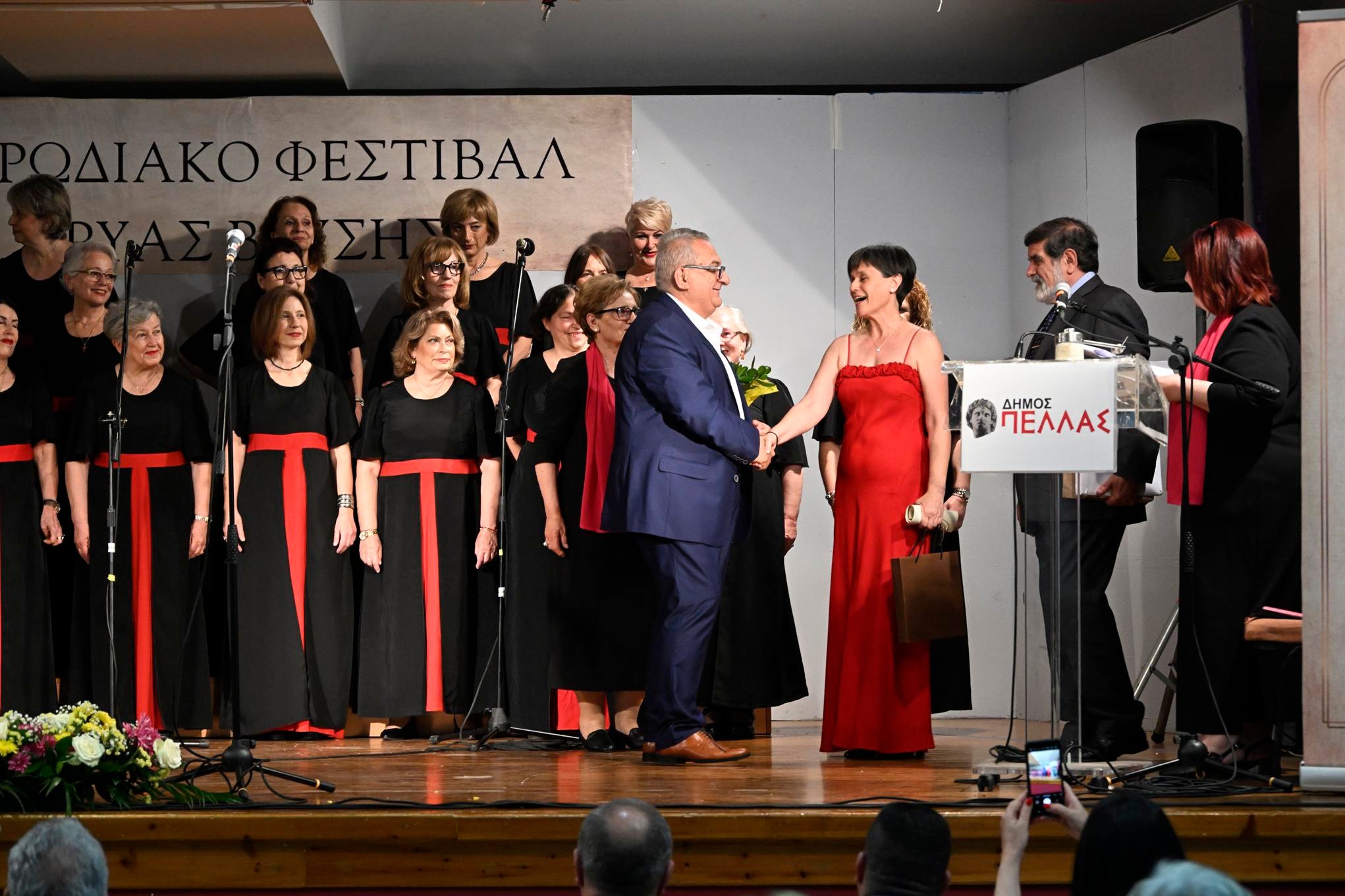Η «Εμμέλεια» της «Πολυφωνικής» στο Χορωδιακό Φεστιβάλ Πέλλας ΦΩΤΟ 4 Η «Εμμέλεια» της «Πολυφωνικής» στο Χορωδιακό Φεστιβάλ Πέλλας ΦΩΤΟ
