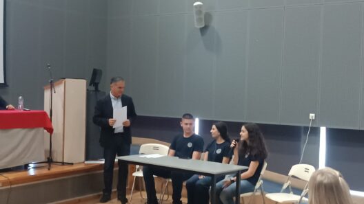 Στρογγυλή τράπεζα «Οι Νέοι Δημοσιογράφοι για το Περιβάλλον συζητούν με τους φορείς της πόλης» ΦΩΤΟ 54 Στρογγυλή τράπεζα «Οι Νέοι Δημοσιογράφοι για το Περιβάλλον συζητούν με τους φορείς της πόλης» ΦΩΤΟ