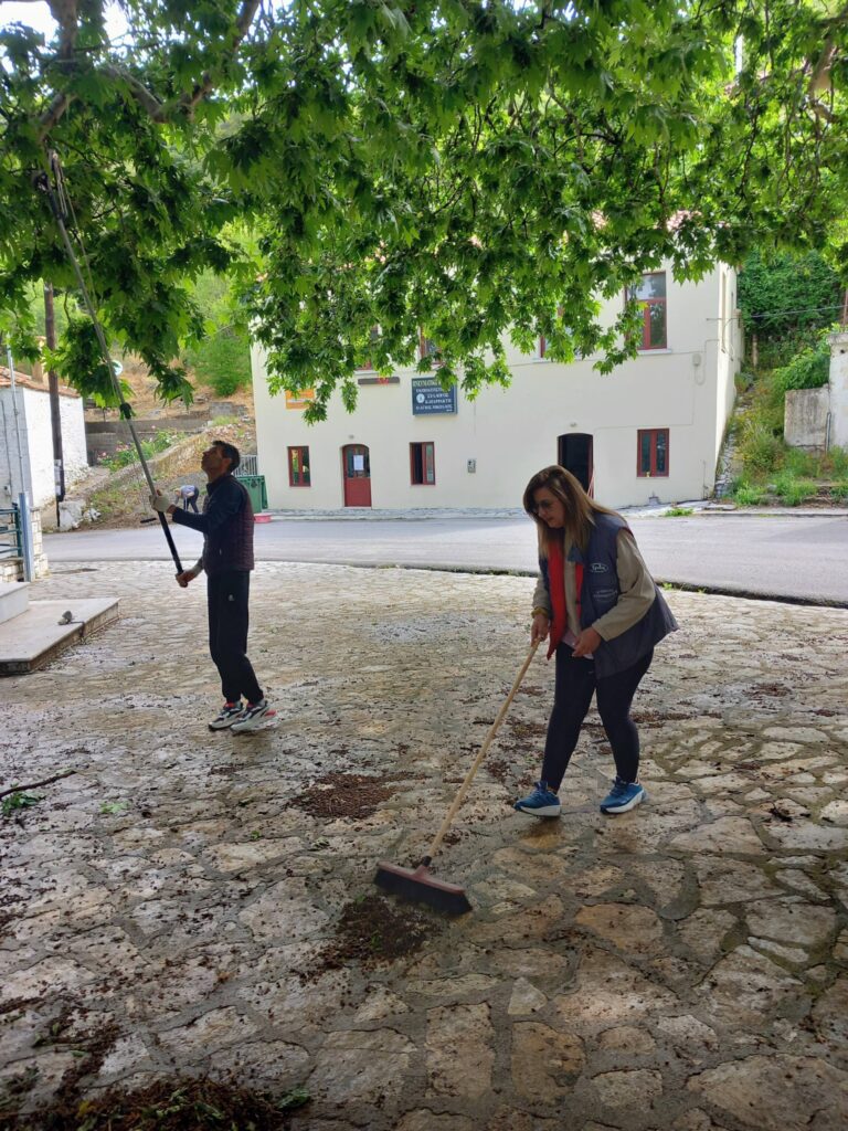 Ο Πολιτιστικός Σύλλογος Καταρράκτη σε εθελοντική δράση καθαριότητας στο χωριό ΦΩΤΟ 39 Ο Πολιτιστικός Σύλλογος Καταρράκτη σε εθελοντική δράση καθαριότητας στο χωριό ΦΩΤΟ