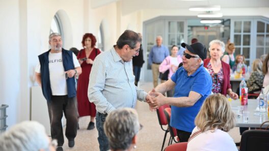 Το ΚΑΠΗ στο Δημαρχείο της Πάτρας με Πελτίδη ΦΩΤΟ 37 Το ΚΑΠΗ στο Δημαρχείο της Πάτρας με Πελτίδη ΦΩΤΟ