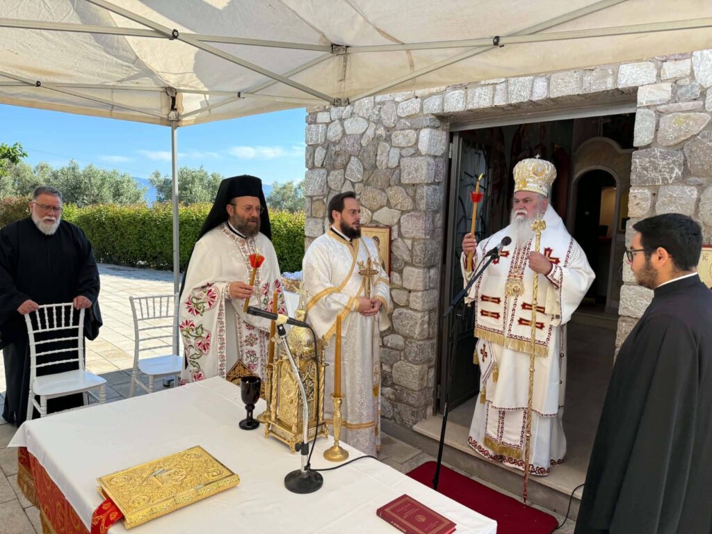 Αρχιερατική Θεία Λειτουργία στην Αγία Λυδία Φωνησκαριάς ΦΩΤΟ 32 Αρχιερατική Θεία Λειτουργία στην Αγία Λυδία Φωνησκαριάς ΦΩΤΟ