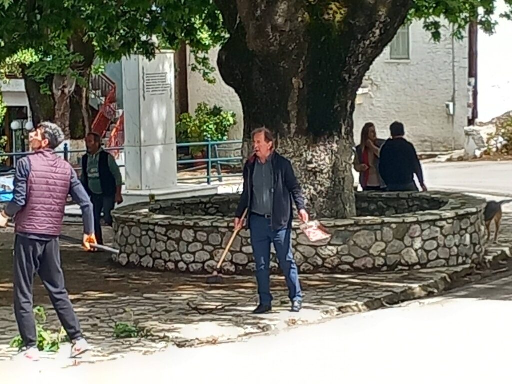 Ο Πολιτιστικός Σύλλογος Καταρράκτη σε εθελοντική δράση καθαριότητας στο χωριό ΦΩΤΟ 35 Ο Πολιτιστικός Σύλλογος Καταρράκτη σε εθελοντική δράση καθαριότητας στο χωριό ΦΩΤΟ