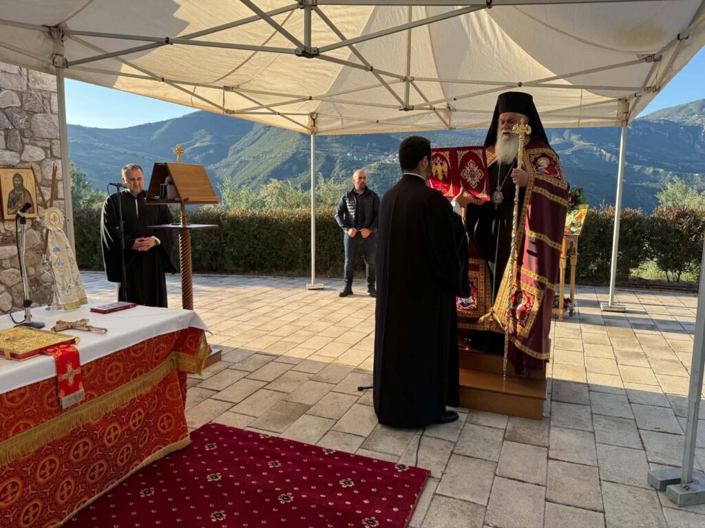 Αρχιερατική Θεία Λειτουργία στην Αγία Λυδία Φωνησκαριάς ΦΩΤΟ 35 Αρχιερατική Θεία Λειτουργία στην Αγία Λυδία Φωνησκαριάς ΦΩΤΟ
