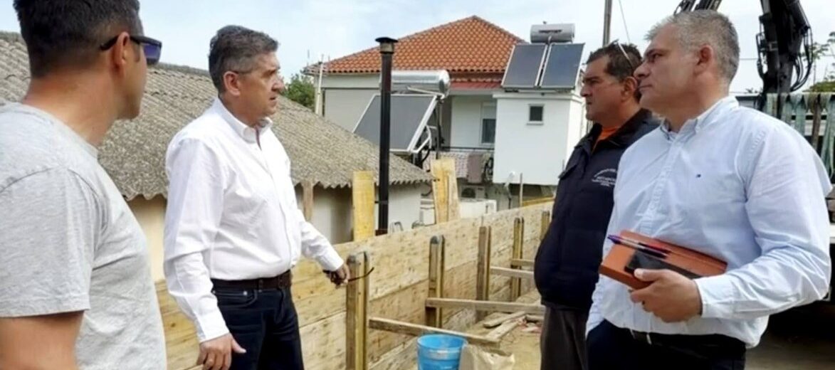Λουσικά: Ασφαλτος, επιτέλους, στον περιφερειακό δρόμο, για ασφάλεια των οδηγών ΦΩΤΟ
