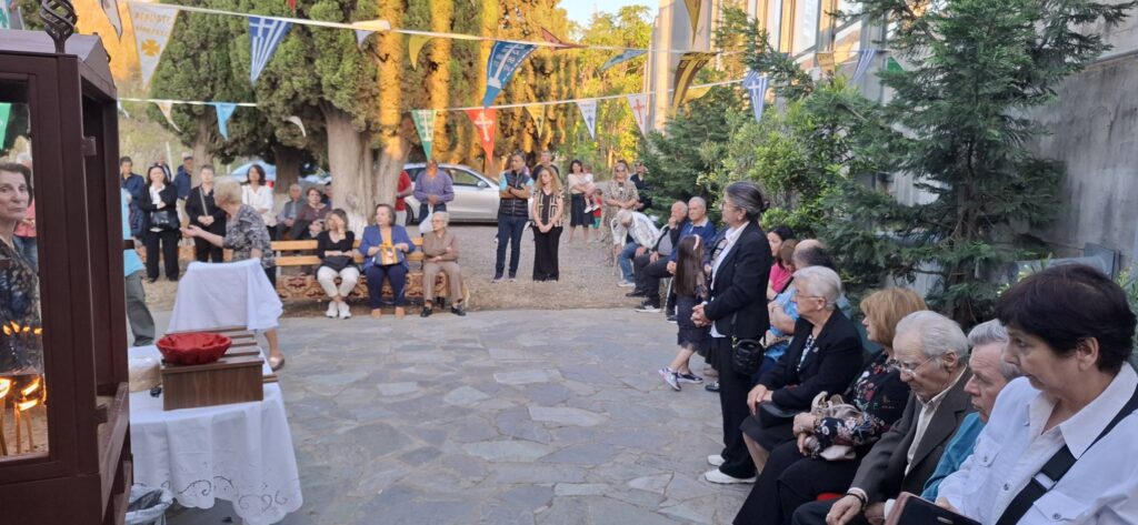 Πανηγυρίζει το εξωκκλήσι των Αγίων Κωνσταντίνου και Ελένης στον Λόγγο ΦΩΤΟ 33 Πανηγυρίζει το εξωκκλήσι των Αγίων Κωνσταντίνου και Ελένης στον Λόγγο ΦΩΤΟ