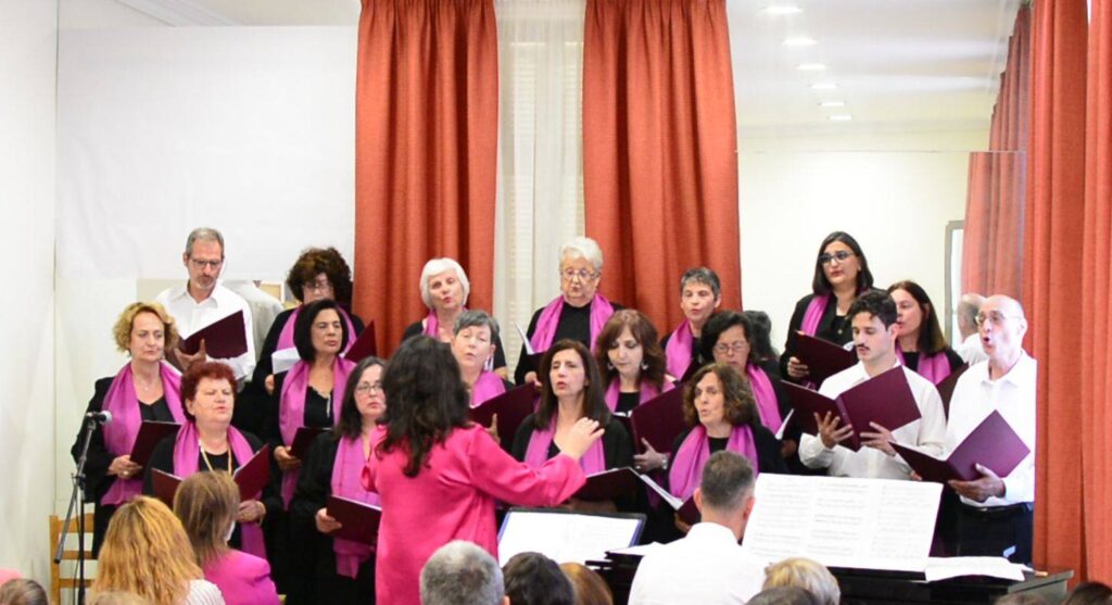 Η γιορτή του Συλλόγου Φίλων Μουσικής Αιγιάλειας στο Κράθιο ΦΩΤΟ 31 Η γιορτή του Συλλόγου Φίλων Μουσικής Αιγιάλειας στο Κράθιο ΦΩΤΟ