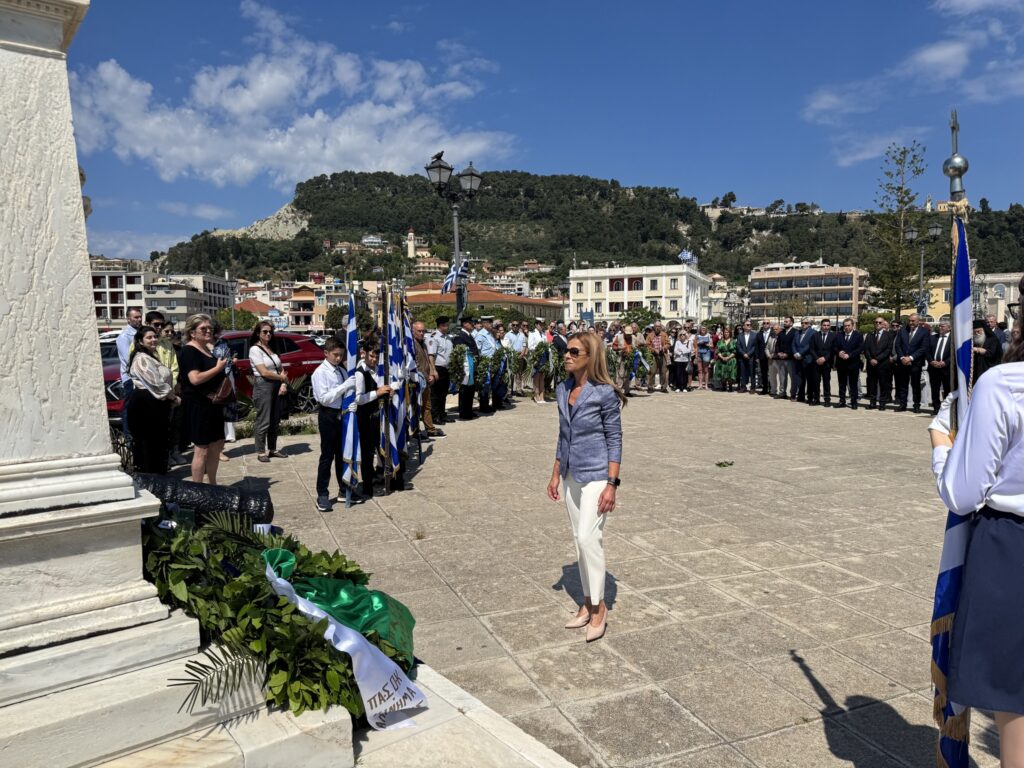 Η Πατρινή Κατερίνα Σολωμού στην Επέτειο της ένωσης των Επτανήσων με την Ελλάδα στη Ζάκυνθο ΦΩΤΟ 31 Η Πατρινή Κατερίνα Σολωμού στην Επέτειο της ένωσης των Επτανήσων με την Ελλάδα στη Ζάκυνθο ΦΩΤΟ