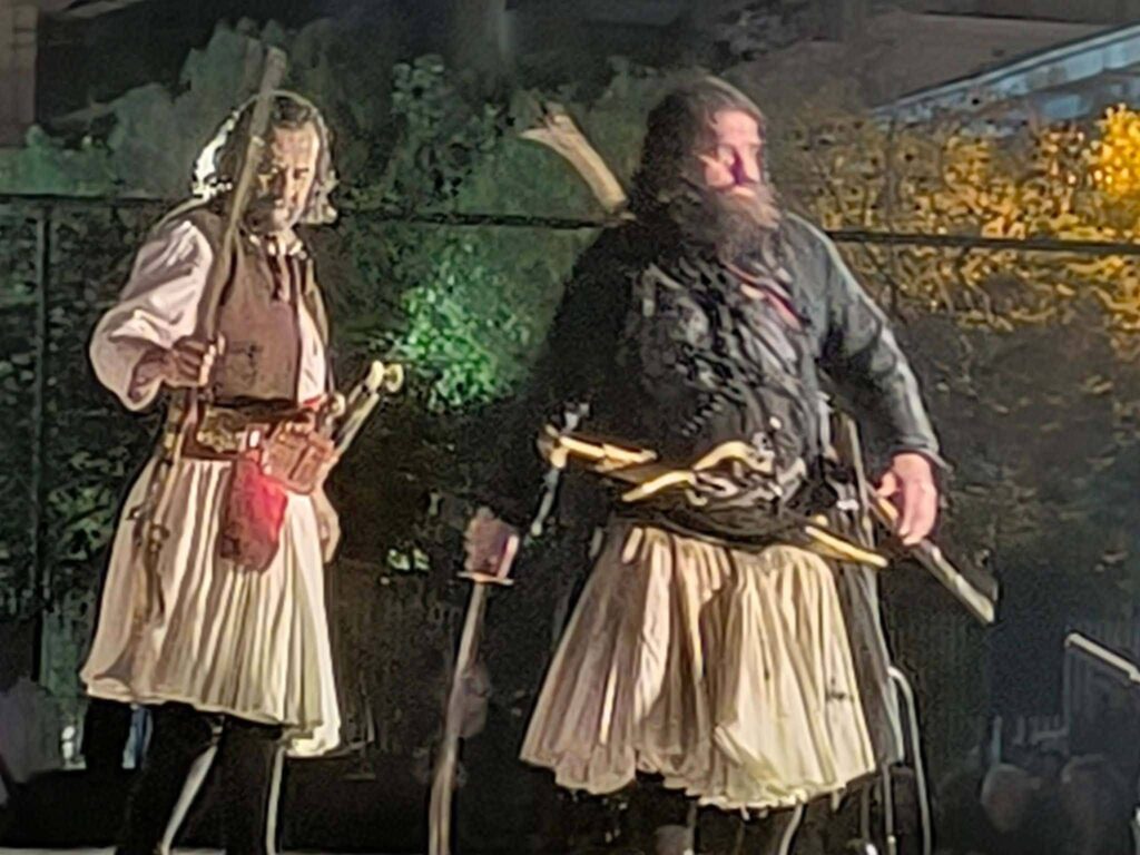 Το Αγημα Αναβίωσης Παναγιώτης Καρατζάς Πάτρας σε θεατρική παράσταση στο Μεσολόγγι ΦΩΤΟ