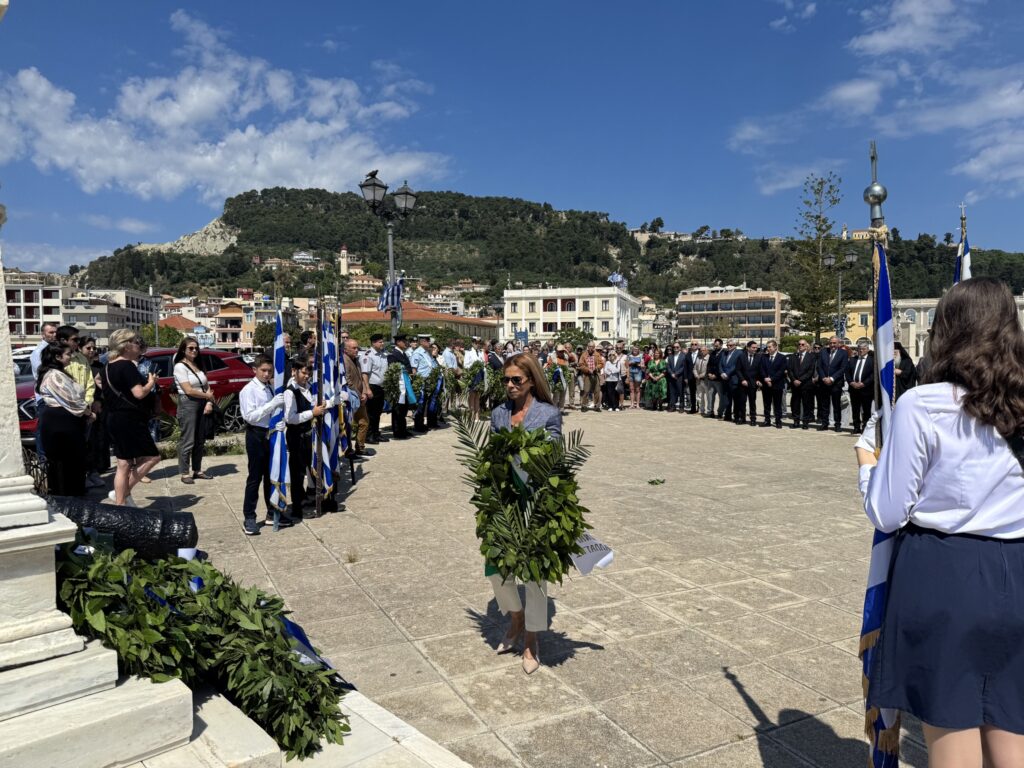 Η Πατρινή Κατερίνα Σολωμού στην Επέτειο της ένωσης των Επτανήσων με την Ελλάδα στη Ζάκυνθο ΦΩΤΟ 33 Η Πατρινή Κατερίνα Σολωμού στην Επέτειο της ένωσης των Επτανήσων με την Ελλάδα στη Ζάκυνθο ΦΩΤΟ