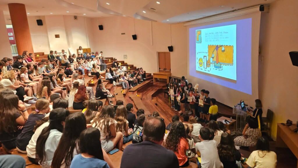 Δημιουργικές εργασίες, podcasts, ψηφιακές εφαρμογές, θεατρικά δρώμενα, από σχολεία των Πατρών ΦΩΤΟ 31 Δημιουργικές εργασίες, podcasts, ψηφιακές εφαρμογές, θεατρικά δρώμενα, από σχολεία των Πατρών ΦΩΤΟ