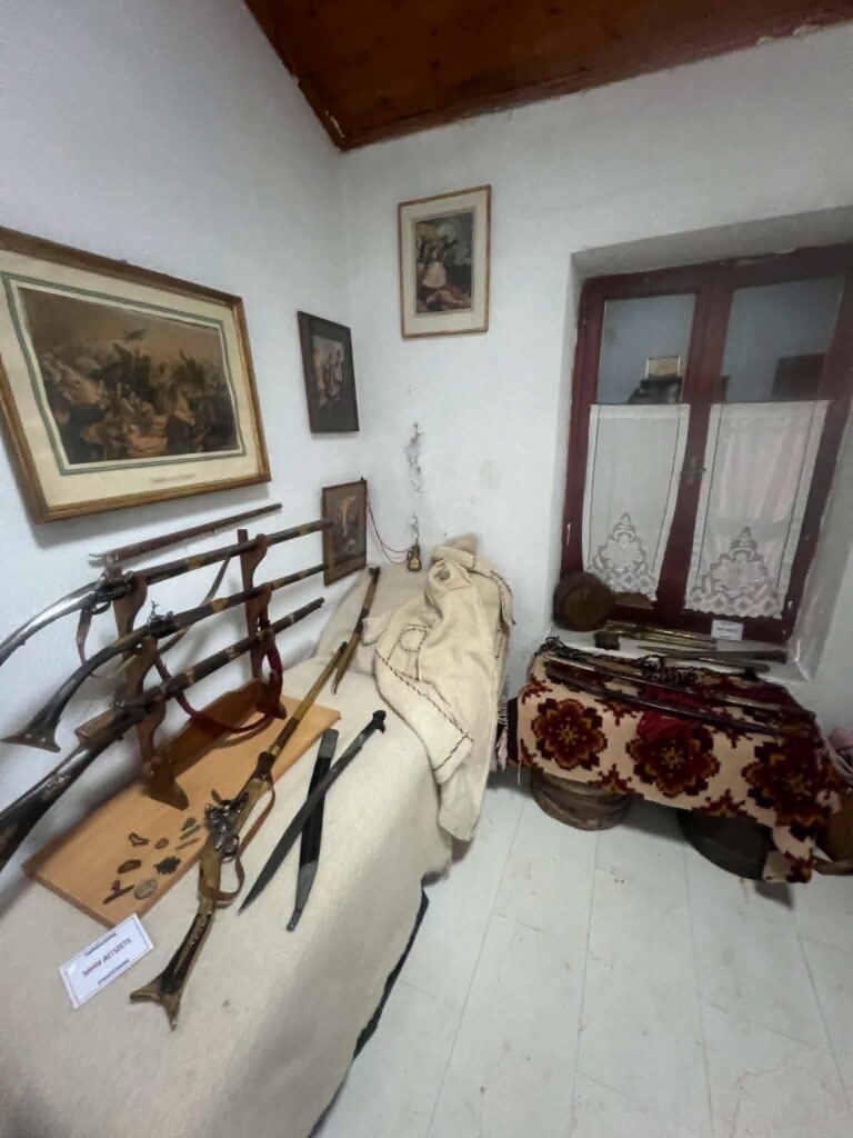 Ο Σκοπευτικός Όμιλος Παραδοσιακών Οπλων Πατρών, στο Σούλι ΦΩΤΟ 36 Ο Σκοπευτικός Όμιλος Παραδοσιακών Οπλων Πατρών, στο Σούλι ΦΩΤΟ