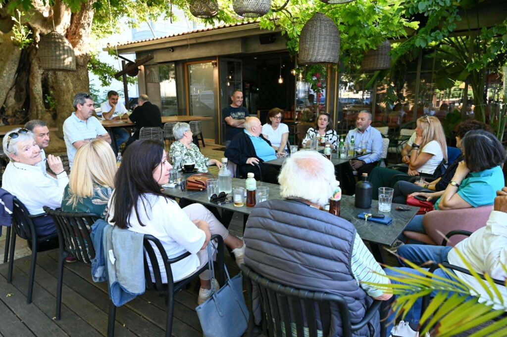 Συνάντηση της Πανηπειρωτικής Αδελφότητας Αιγιαλείας με τα Γενικά Αρχεία του Κράτους 32 Συνάντηση της Πανηπειρωτικής Αδελφότητας Αιγιαλείας με τα Γενικά Αρχεία του Κράτους
