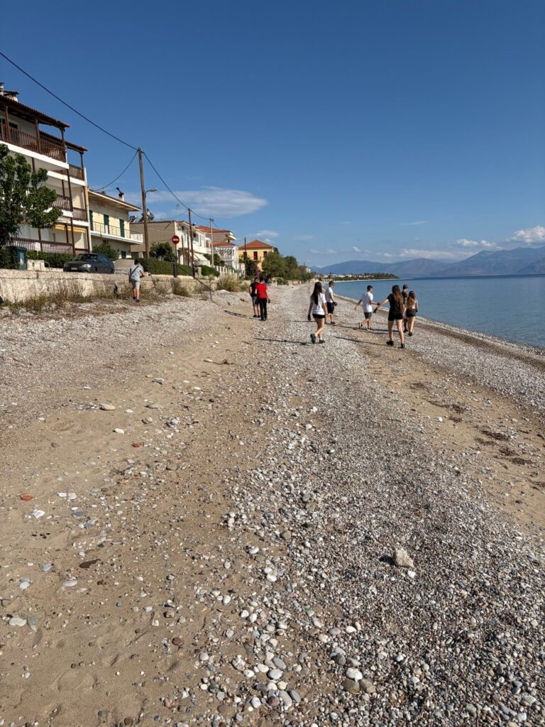 Εκπαιδευτική δράση καθαρισμού, από το Γυμνάσιο Αιγείρας, στην παραλία Ακράτας ΦΩΤΟ 33 Εκπαιδευτική δράση καθαρισμού, από το Γυμνάσιο Αιγείρας, στην παραλία Ακράτας ΦΩΤΟ