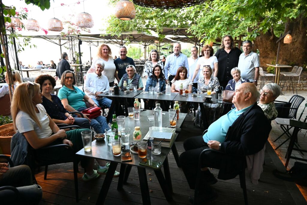 Συνάντηση της Πανηπειρωτικής Αδελφότητας Αιγιαλείας με τα Γενικά Αρχεία του Κράτους 35 Συνάντηση της Πανηπειρωτικής Αδελφότητας Αιγιαλείας με τα Γενικά Αρχεία του Κράτους