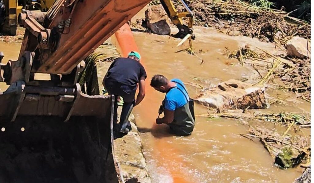 Δυτική Αχαΐα: Οι πλημμύρες του Φεβρουαρίου, ξέσπασαν τώρα σε αγωγούς Υδρευσης σε ποτάμια - Τραγική η κατάσταση ΦΩΤΟ 39 Δυτική Αχαΐα: Οι πλημμύρες του Φεβρουαρίου, ξέσπασαν τώρα σε αγωγούς Υδρευσης σε ποτάμια - Τραγική η κατάσταση ΦΩΤΟ