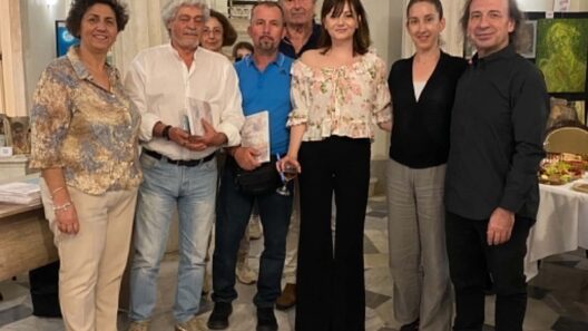 Παρουσίαση της ποιητικής συλλογής «Ενωμένες λέξεις» της Ιουλιάνας Λαζάρ στο Αίγιο ΦΩΤΟ 37 Παρουσίαση της ποιητικής συλλογής «Ενωμένες λέξεις» της Ιουλιάνας Λαζάρ στο Αίγιο ΦΩΤΟ