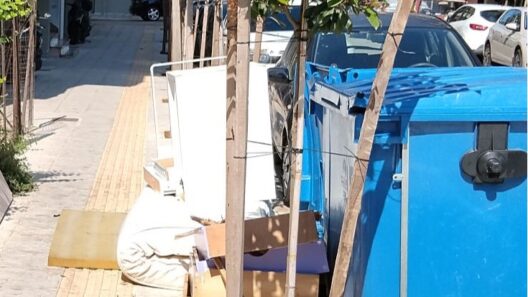 Πάτρα: Εικόνα που δεν τιμά την περιοχή γύρω από την πλατεία Μαρούδα ΦΩΤΟ 39 Πάτρα: Εικόνα που δεν τιμά την περιοχή γύρω από την πλατεία Μαρούδα ΦΩΤΟ