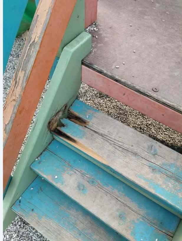 Πάτρα: Δημοτικές Παιδικές Χαρές κλειστές ή επικίνδυνες με...παρατεταμένα προβλήματα ΦΩΤΟ 31 Πάτρα: Δημοτικές Παιδικές Χαρές κλειστές ή επικίνδυνες με...παρατεταμένα προβλήματα ΦΩΤΟ