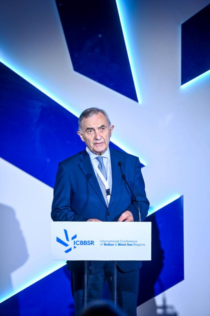 Πάτρα: Ζαΐμης στο Διεθνές Συνέδριο Βαλκανίων και Μαύρης Θάλασσας - «Να είμαστε ισχυροί στις ραγδαίες εξελίξεις» ΦΩΤΟ 31 Πάτρα: Ζαΐμης στο Διεθνές Συνέδριο Βαλκανίων και Μαύρης Θάλασσας - «Να είμαστε ισχυροί στις ραγδαίες εξελίξεις» ΦΩΤΟ