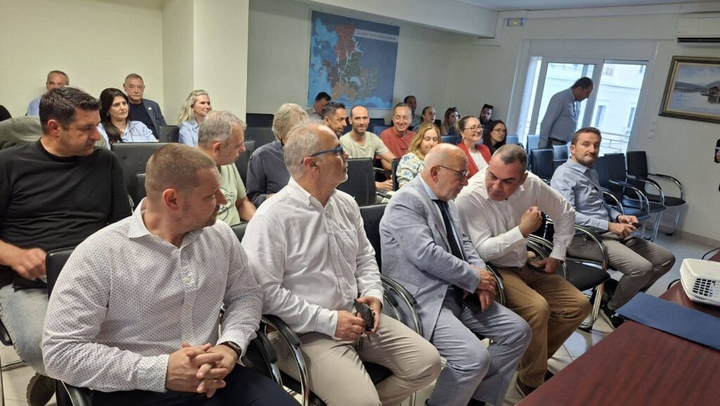 Το έργο «SMART-HUB» της Περιφέρειας Δυτικής Ελλάδας στο Επιμελητήριο Αιτωλοακαρνανίας ΦΩΤΟ
