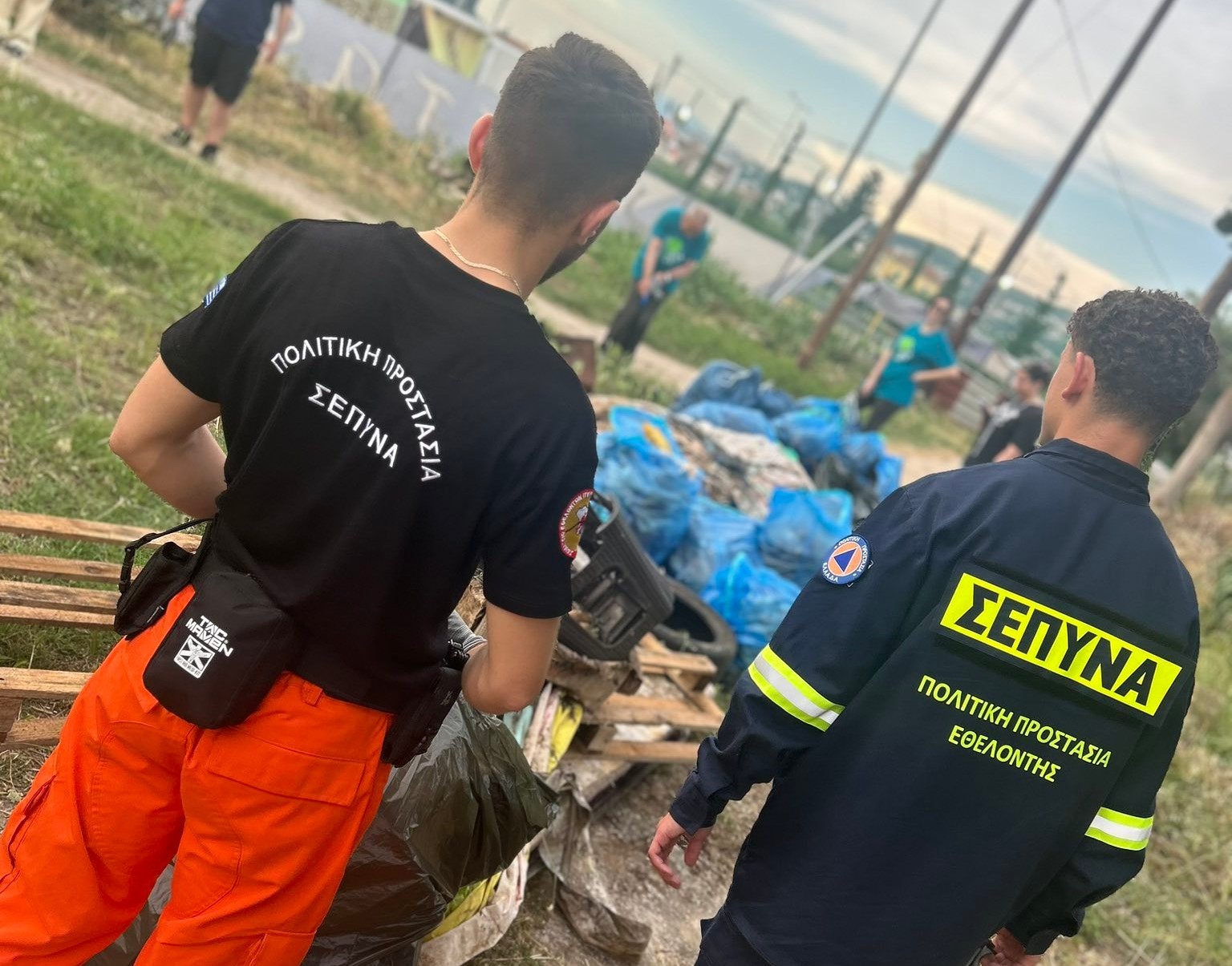 Το Σωματείο Εθελοντών Πυροσβεστών Αχαΐας, σε δράση καθαρισμού ΦΩΤΟ 35 Το Σωματείο Εθελοντών Πυροσβεστών Αχαΐας, σε δράση καθαρισμού ΦΩΤΟ