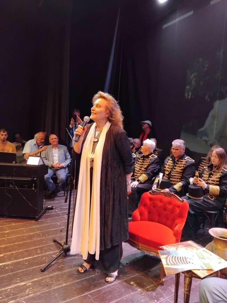 Η παρουσίαση του βιβλίου «Μέμα Σταθοπούλου - η Ελληνίδα Μπριζίτ Μπαρντό» στην Πάτρα ΦΩΤΟ