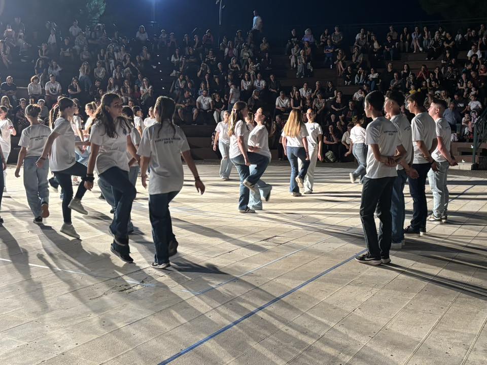 «Κύκλοι Παράδοσης» από τον Χορευτικό Ομιλο Αιγίου ΠΛΟΥΣΙΟ ΦΩΤΟ