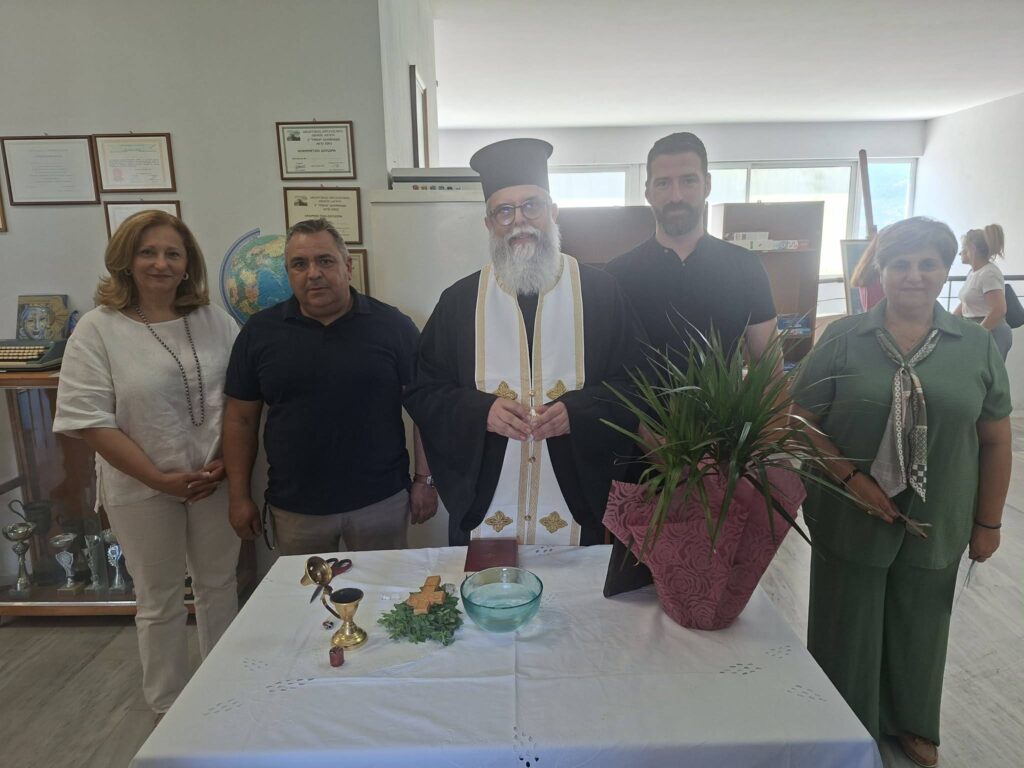 Εγκαίνια βιβλιοθήκης στο Δημοτικό σχολείο Κουλούρας ΦΩΤΟ 36 Εγκαίνια βιβλιοθήκης στο Δημοτικό σχολείο Κουλούρας ΦΩΤΟ