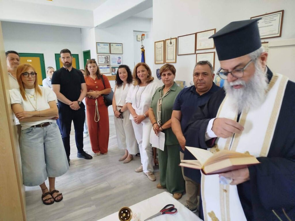 Εγκαίνια βιβλιοθήκης στο Δημοτικό σχολείο Κουλούρας ΦΩΤΟ 37 Εγκαίνια βιβλιοθήκης στο Δημοτικό σχολείο Κουλούρας ΦΩΤΟ