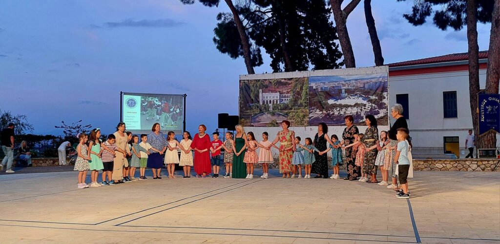 «Κύκλοι Παράδοσης» από τον Χορευτικό Ομιλο Αιγίου ΠΛΟΥΣΙΟ ΦΩΤΟ