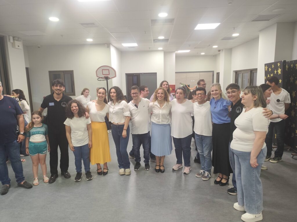 Ο Πολιτιστικός Σύλλογος Αλισσαίων στους «Μαχητές» Πάτρας ΦΩΤΟ 8 Ο Πολιτιστικός Σύλλογος Αλισσαίων στους «Μαχητές» Πάτρας ΦΩΤΟ