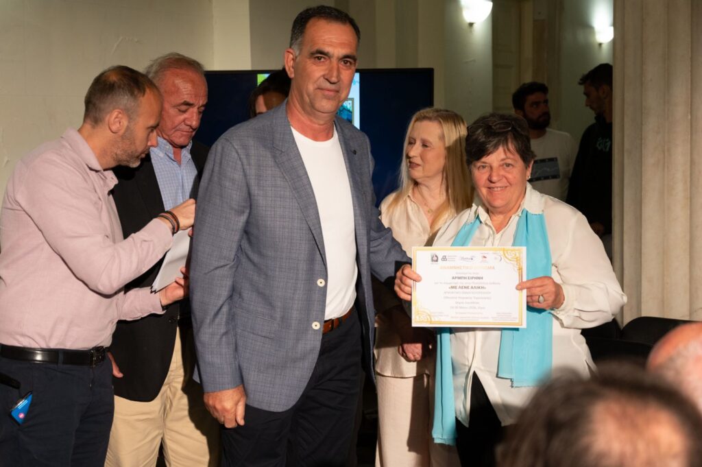 Η έκθεση «Με λένε Αλίκη» στο Αίγιο ΦΩΤΟ 39 Η έκθεση «Με λένε Αλίκη» στο Αίγιο ΦΩΤΟ