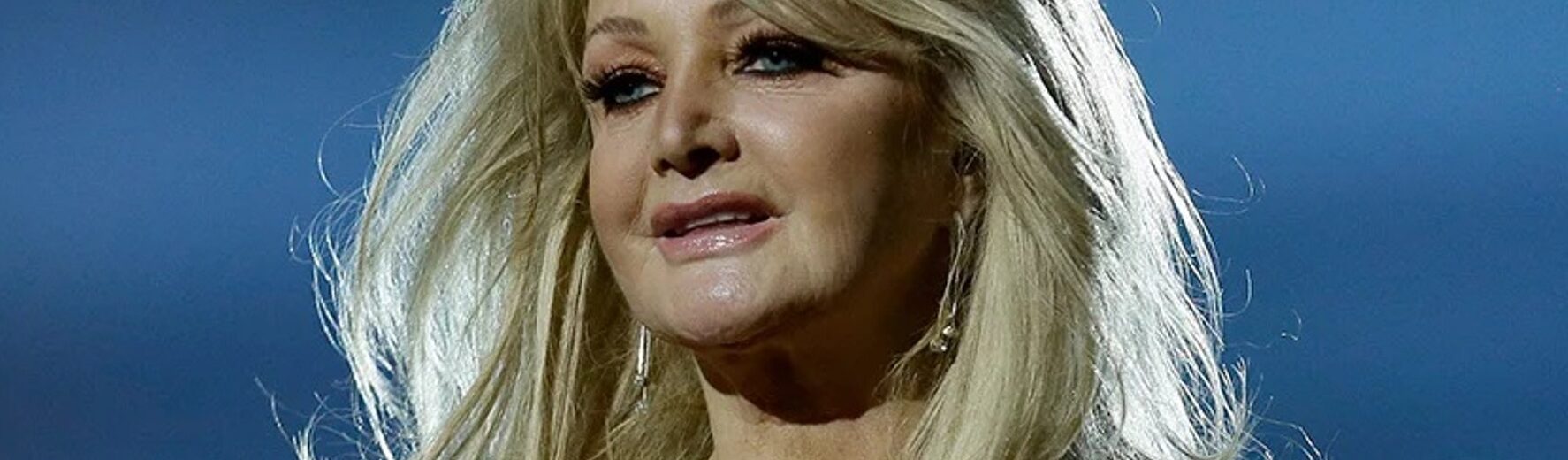 Σε τεχνητό κώμα η θρυλική τραγουδίστρια η Bonnie Tyler