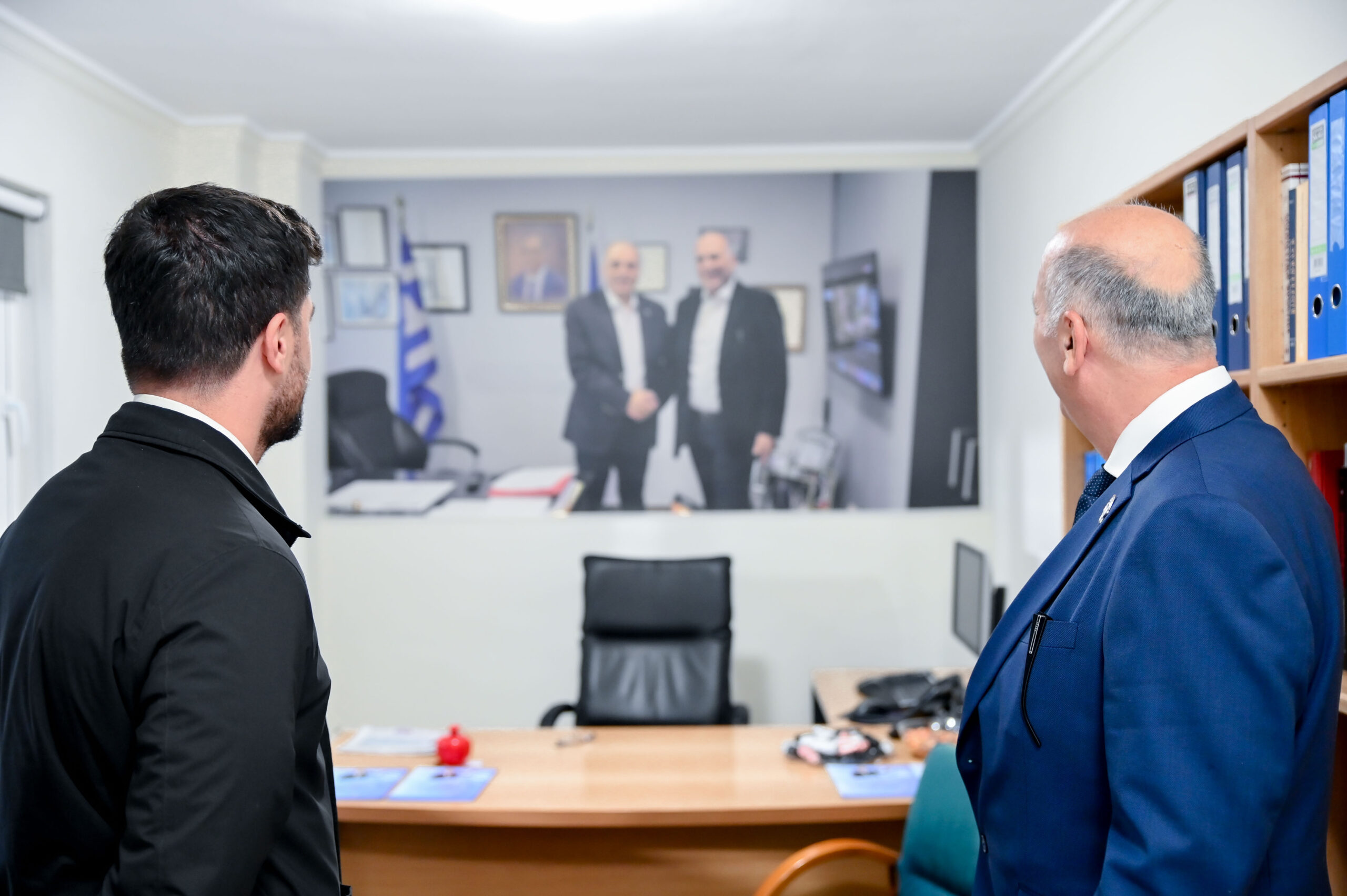 Τα εγκαίνια του Πολιτικού Γραφείου του Γιώργου Μώρου ΦΩΤΟ