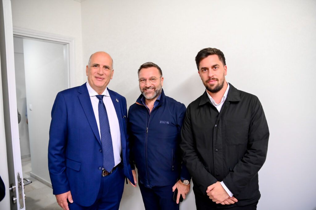 Τα εγκαίνια του Πολιτικού Γραφείου του Γιώργου Μώρου ΦΩΤΟ 38 Τα εγκαίνια του Πολιτικού Γραφείου του Γιώργου Μώρου ΦΩΤΟ