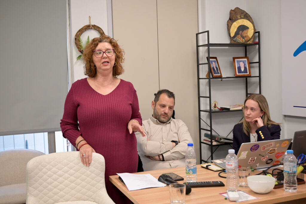 «Γέφυρες Κοινωνίας» με θέμα «Παραβατικότητα Ανηλίκων – Ο Ρόλος της Οικογένειας στη Νεανική Βία» ΦΩΤΟ 30 «Γέφυρες Κοινωνίας» με θέμα «Παραβατικότητα Ανηλίκων – Ο Ρόλος της Οικογένειας στη Νεανική Βία» ΦΩΤΟ