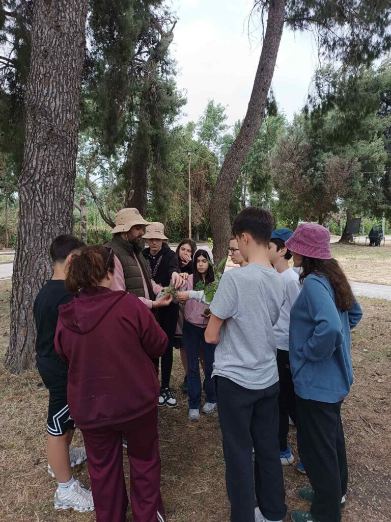 Βιωματική κατασκηνωτική δράση μαθητών του Ιδιωτικού Γυμνασίου «Θεμέλιο» στην Πλαζ ΦΩΤΟ 31 Βιωματική κατασκηνωτική δράση μαθητών του Ιδιωτικού Γυμνασίου «Θεμέλιο» στην Πλαζ ΦΩΤΟ