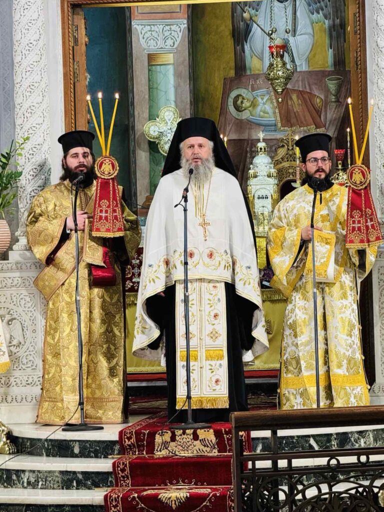 Η Ιερά Κοινότητα του Αγίου Όρους στην Μητρόπολη Πατρών ΦΩΤΟ 30 Η Ιερά Κοινότητα του Αγίου Όρους στην Μητρόπολη Πατρών ΦΩΤΟ