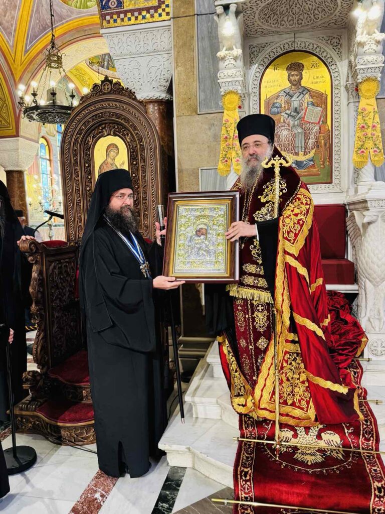 Η Ιερά Κοινότητα του Αγίου Όρους στην Μητρόπολη Πατρών ΦΩΤΟ 32 Η Ιερά Κοινότητα του Αγίου Όρους στην Μητρόπολη Πατρών ΦΩΤΟ